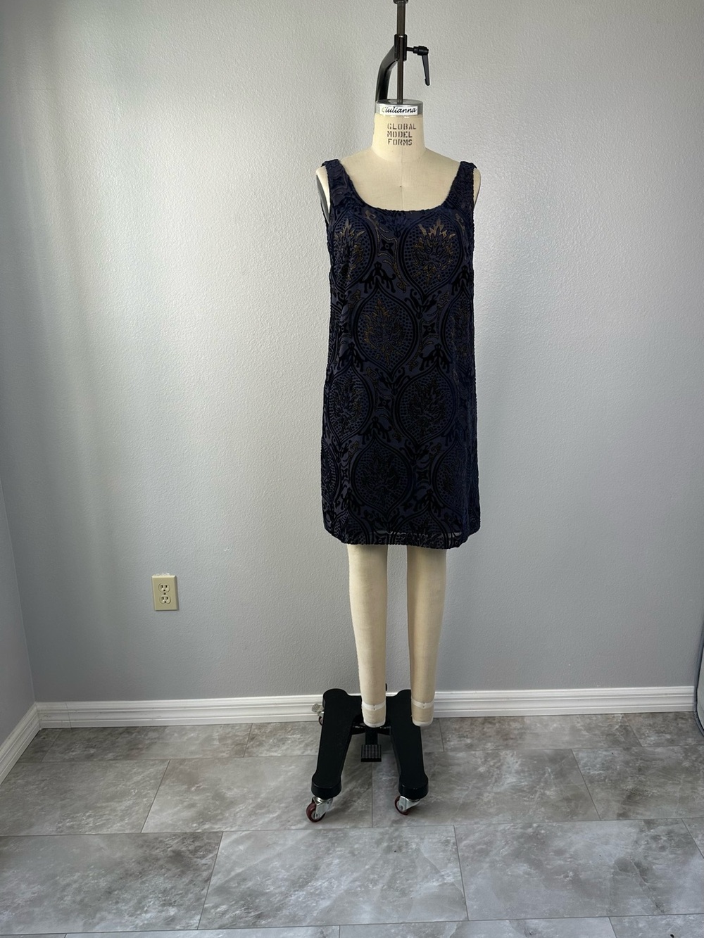 Sleeveless Navy Velvet Burnout Shift Dress